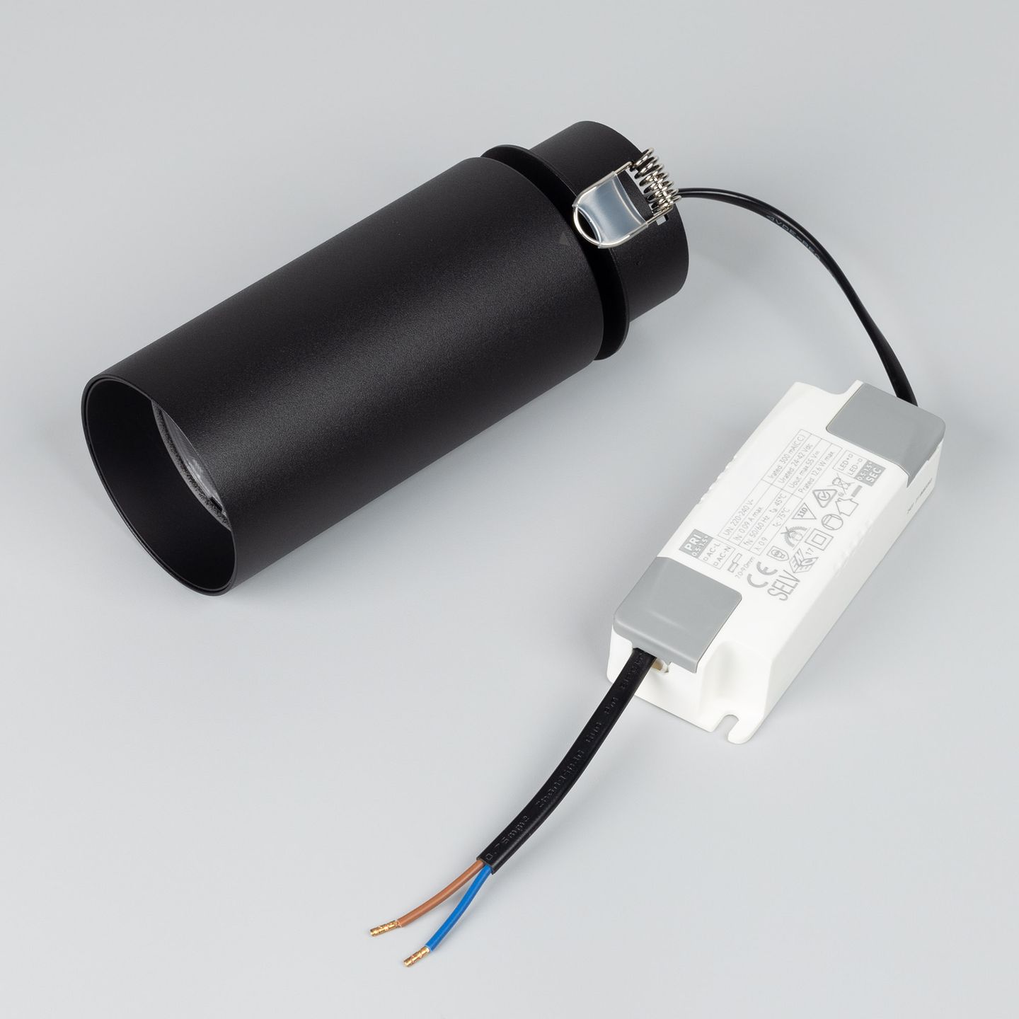 a_DL-12400-0272.jpg