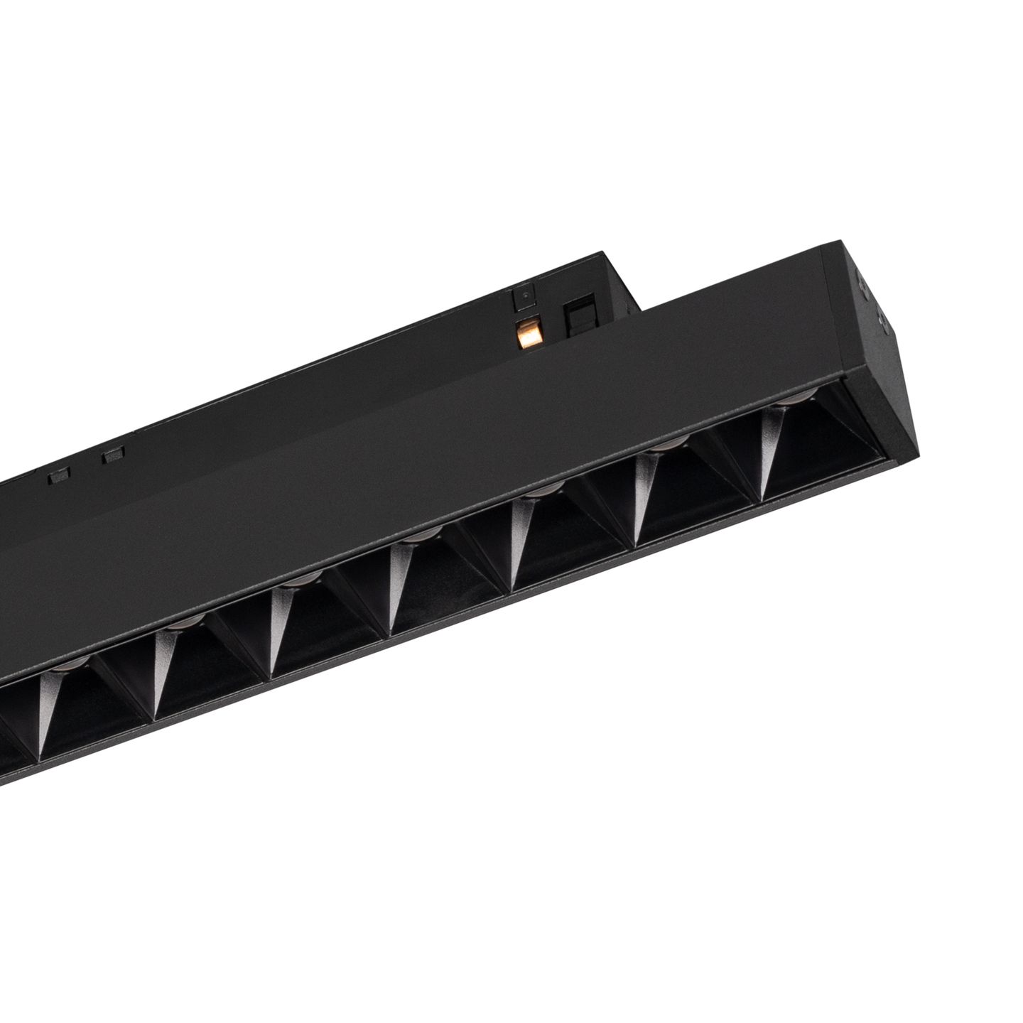 b_DL-12600-0538.jpg